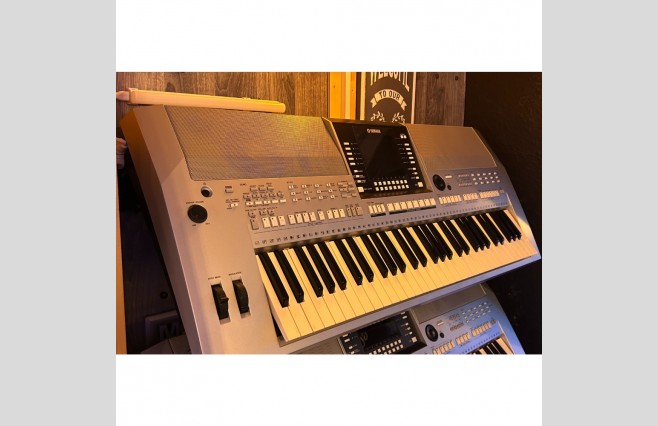 Yamaha PSR-S910 Keyboard, Used (SN:ECQN01173) - Image 4